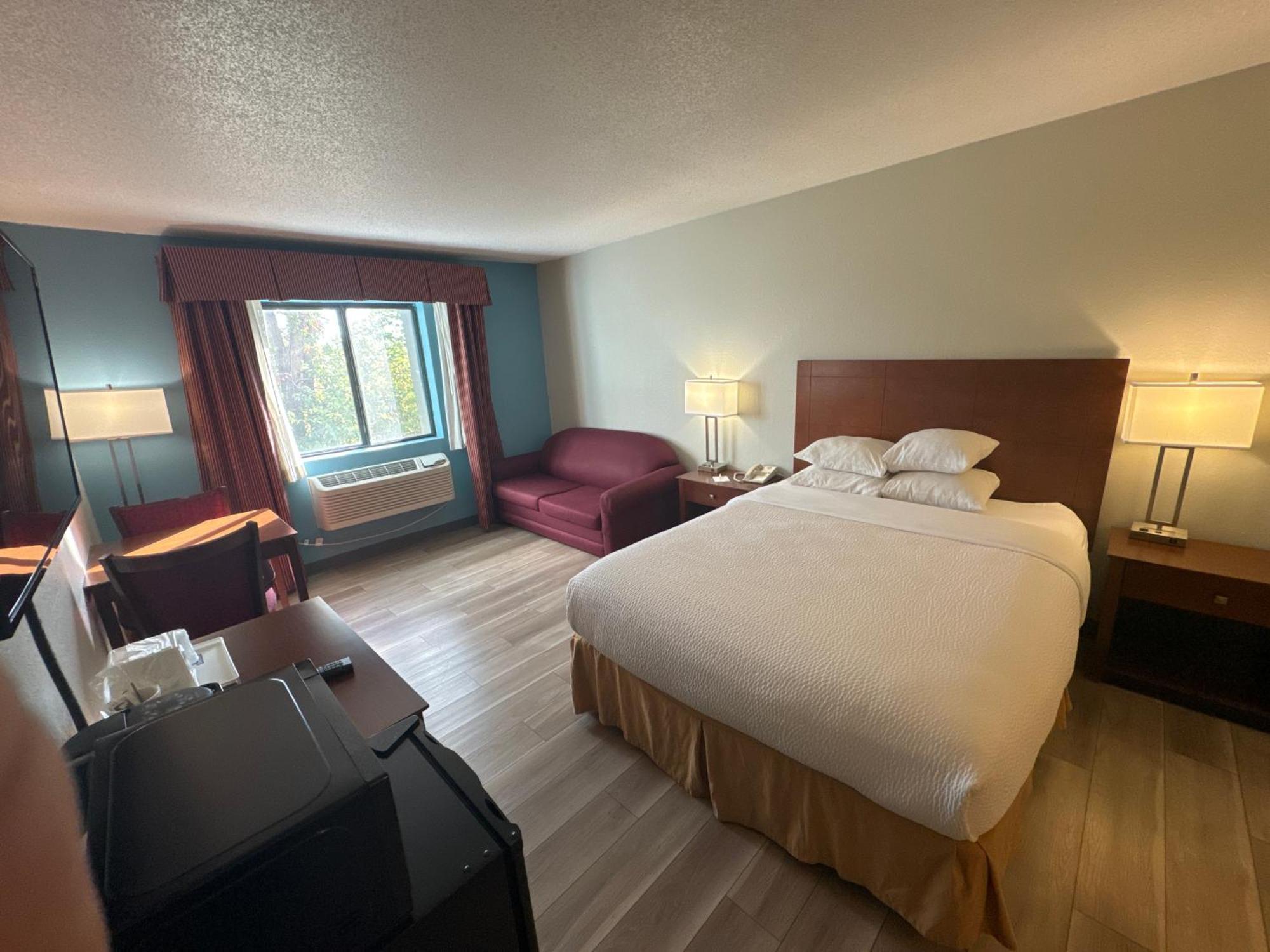Days Inn By Wyndham Salina I-70 Eksteriør bilde