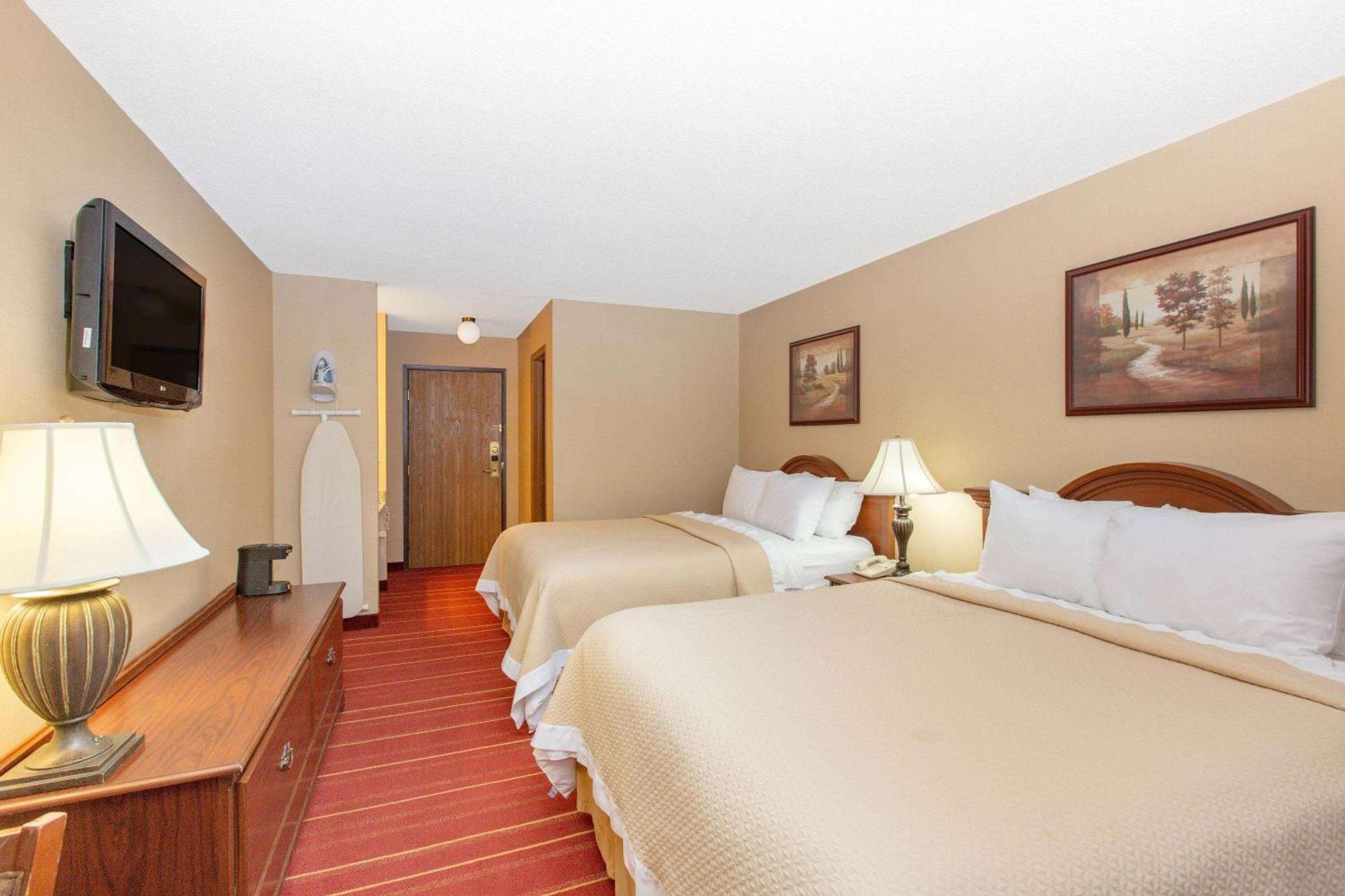 Days Inn By Wyndham Salina I-70 Eksteriør bilde
